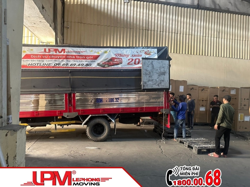 LephongMoving là đơn vị cho thuê taxi tải uy tín tại Bình Thạnh.