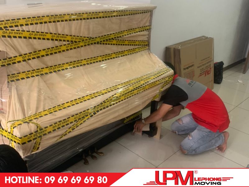 Dịch vụ vận chuyển đàn Piano LephongMoving