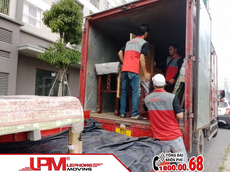 Thuê dịch vụ chuyển nhà uy tín, báo giá rõ ràng