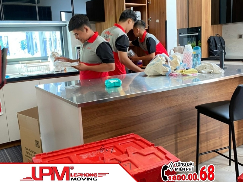 LephongMoving - Dịch vụ chuyển nhà trọn gói uy tín chuyên nghiệp TPHCM
