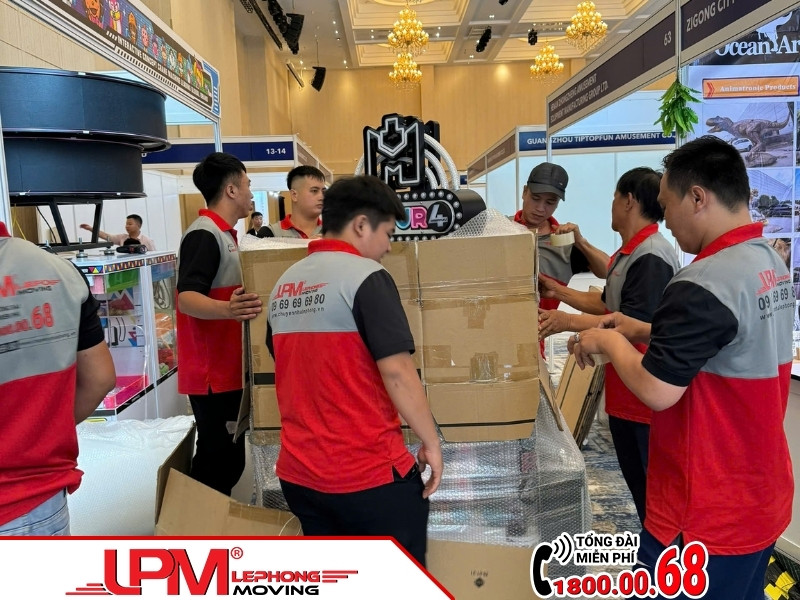 Lý do vì sao nên lựa chọn dịch vụ thuê nhân công bốc xếp tại LephongMoving?
