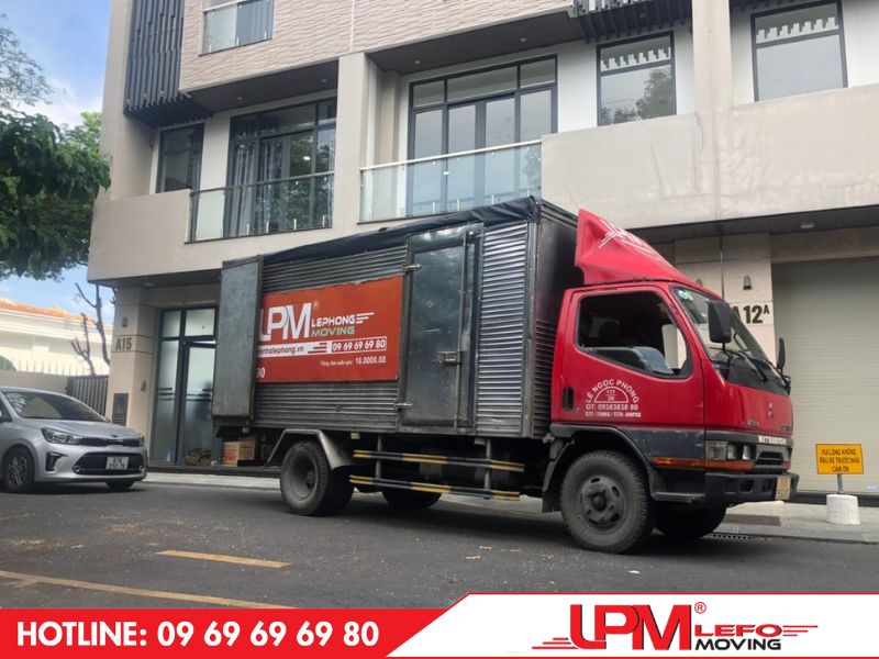Hệ thống xe tải của LephongMoving rất đa dạng, đáp ứng đầy đủ nhu cầu chuyển nhà tại Bình Dương