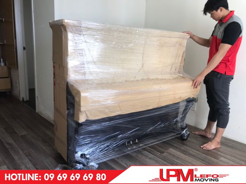 LephongMoving chuyển dọn đàn piano khi chuyển nhà tại Dĩ An Bình Dương