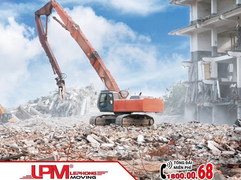 Biện pháp tháo dỡ nhà xưởng kết hợp với máy móc chuyên dụng