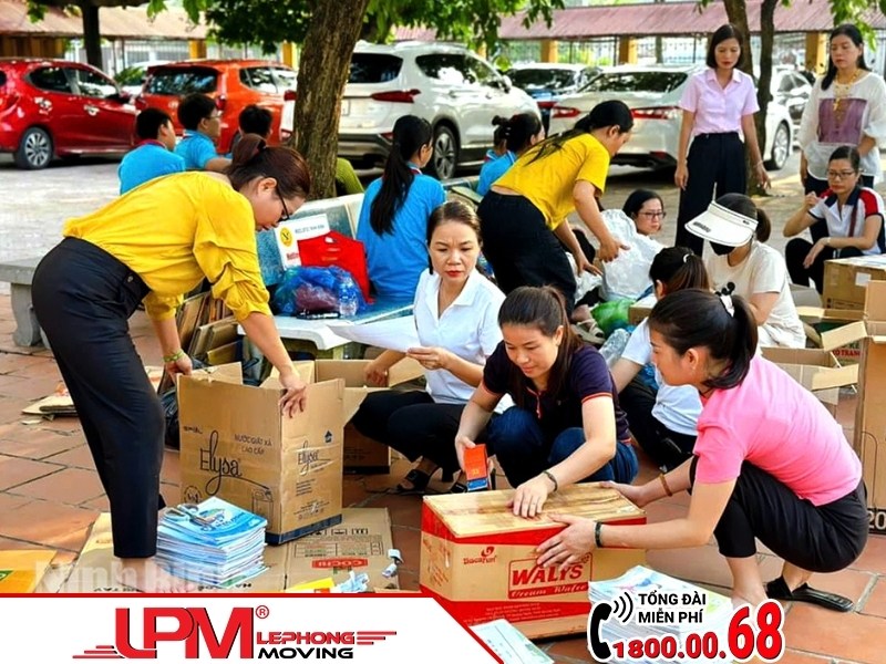 Quyên góp cho các chương trình, hội nhóm thiện nguyện