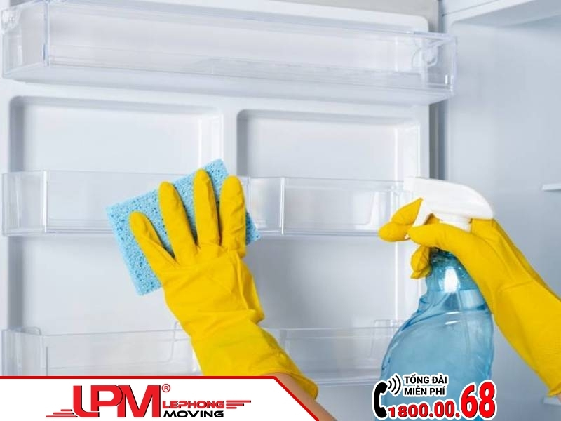 Vệ sinh sạch sẽ các đồ cần thanh lý