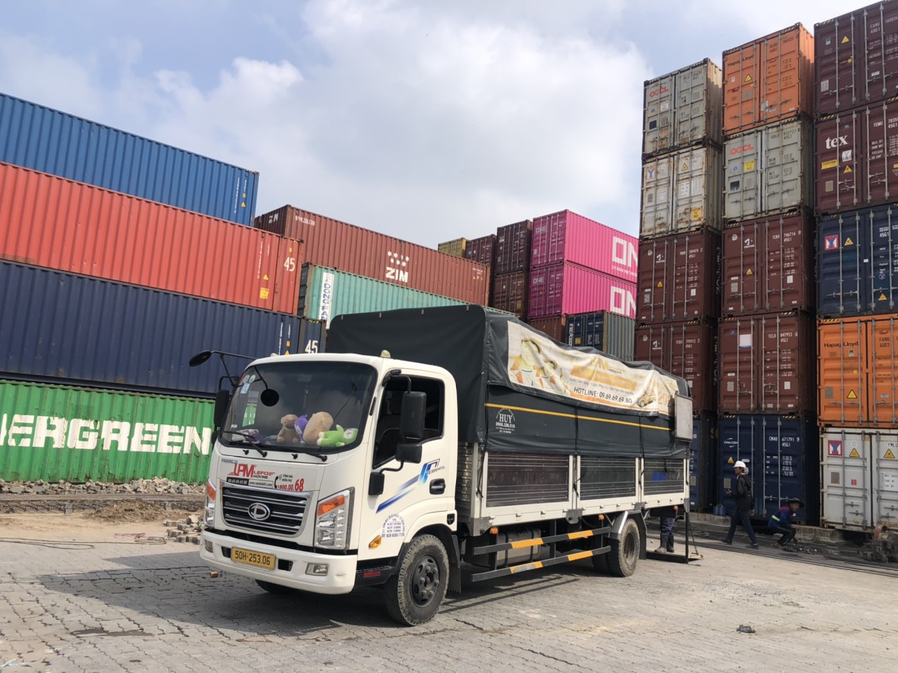 Xe tải LephongMoving