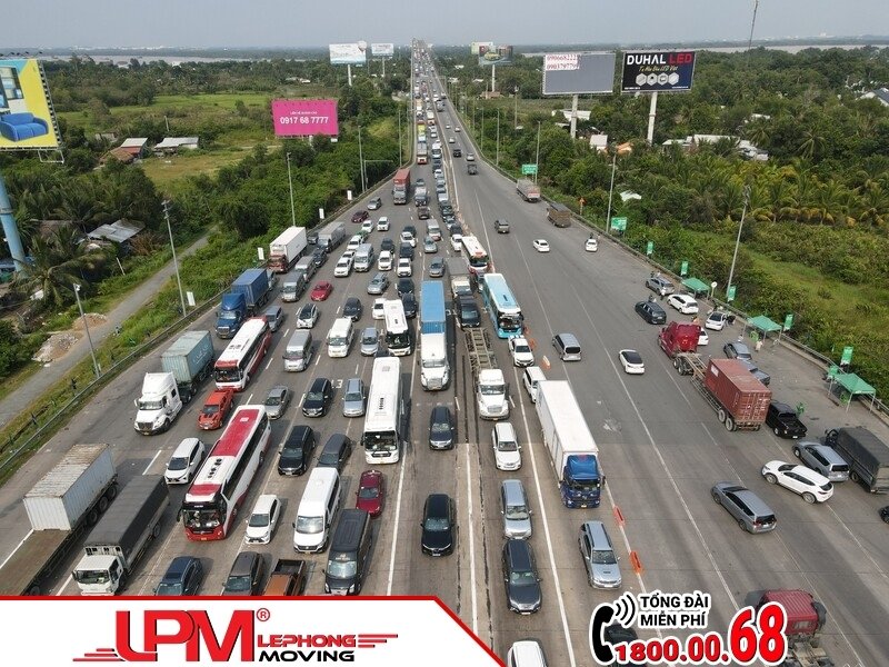 Đường sá đông đúc, hạn chế tải trọng