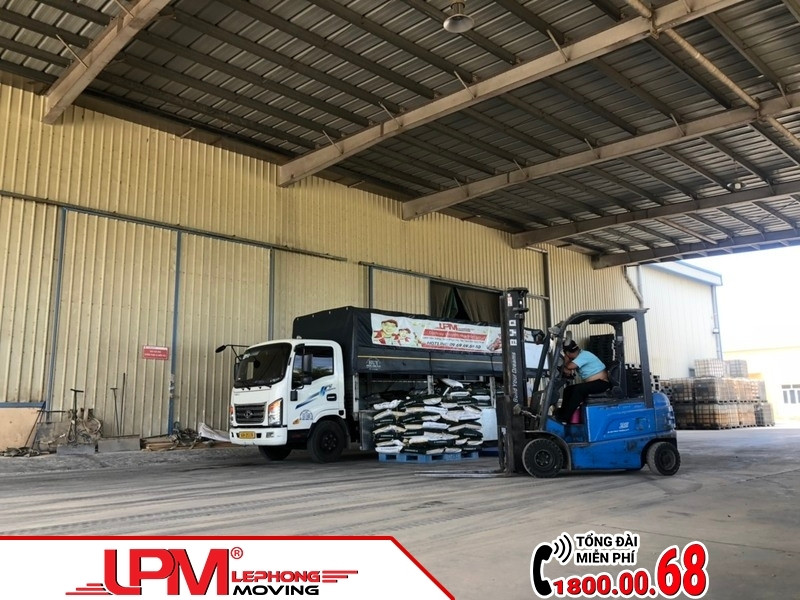 Đội ngũ chuyên nghiệp, máy móc hiện đại