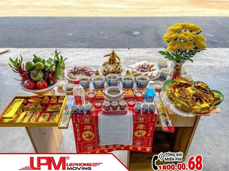 Chuẩn bị đầy đủ lễ cúng nhập trạch.