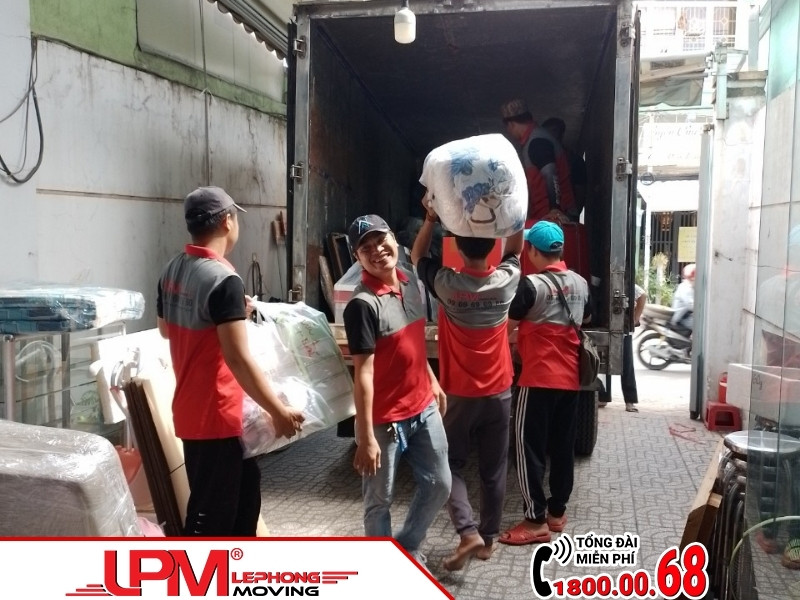 LephongMoving - đồng hành cùng doanh nghiệp trên hành trình chuyển văn phòng mới.