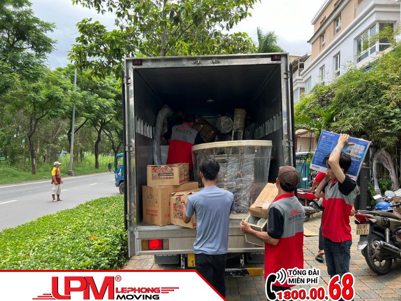 LephongMoving cam kết cung cấp nhân sự chuyên nghiệp, trách nhiệm.
