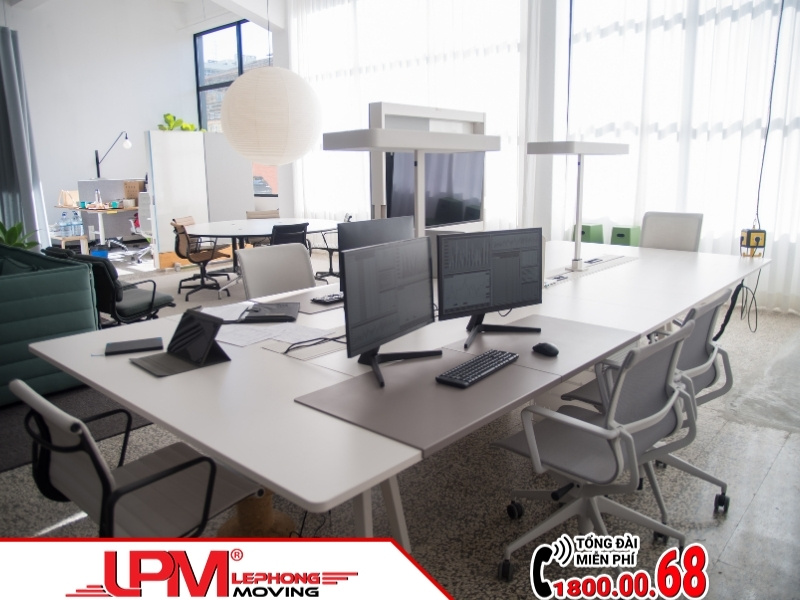 Thay đổi về văn hóa hoặc mô hình làm việc