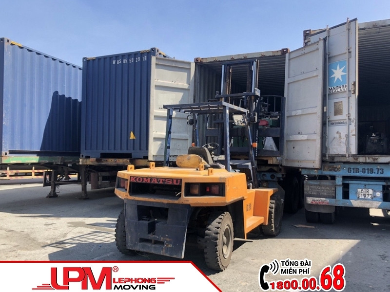 Bốc xếp container