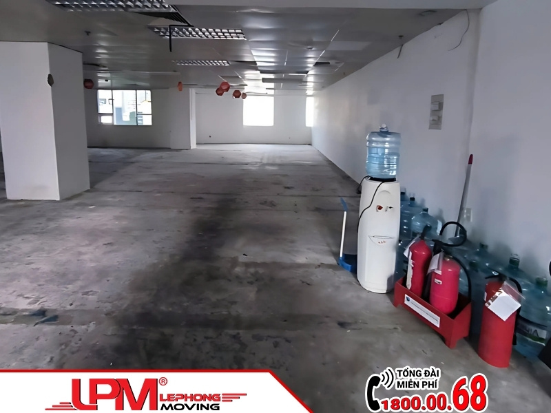 Dự án tháo dỡ cửa hàng Showroom thiết bị thể thao tại quận 7