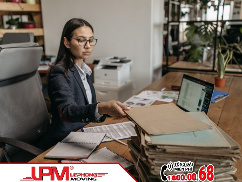 Hoàn tất các thủ tục hành chính khi chuyển văn phòng