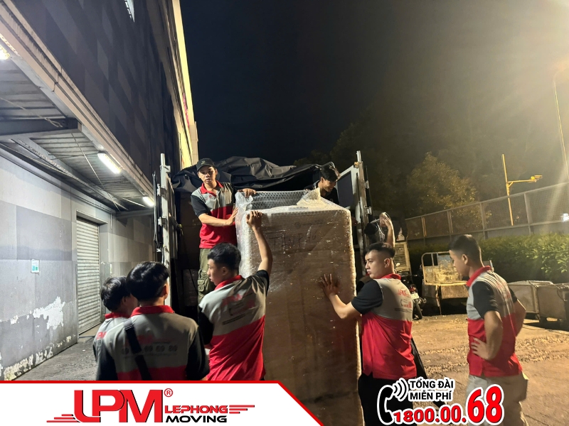 Vận chuyển máy móc hạng nặng tại LephongMoving