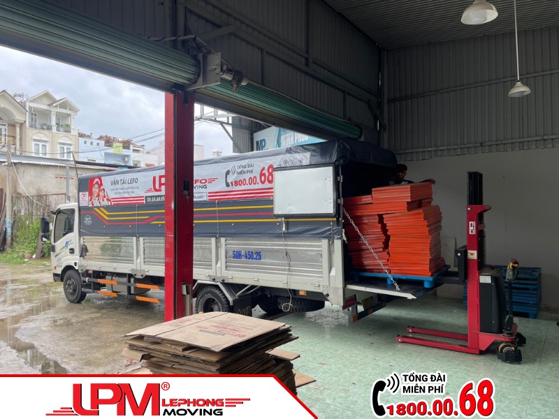 Dịch vụ chuyển kho xưởng trọn gói LephongMoving